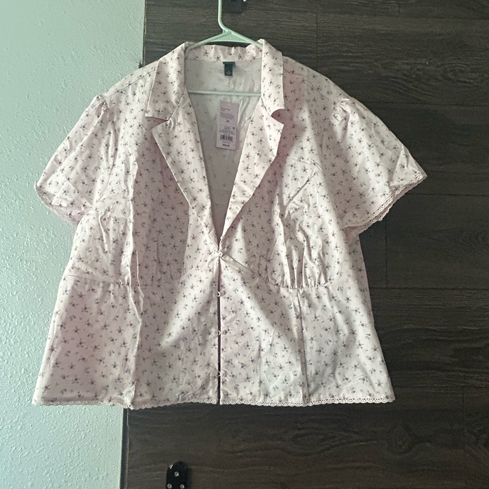 Wild Fable Pink Floral Button Down Shirt
